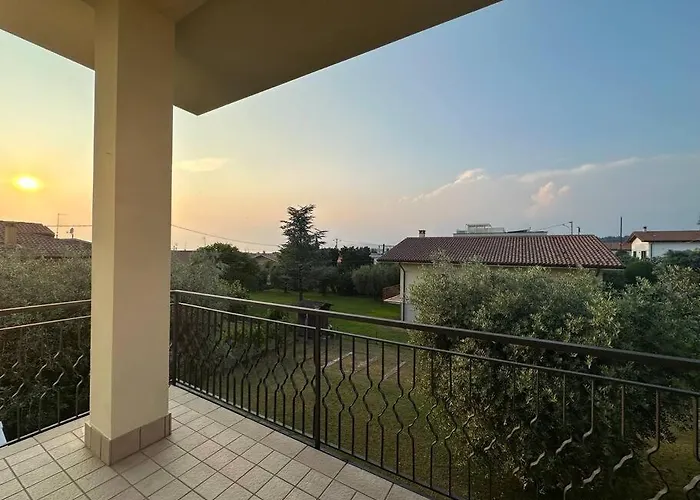 Apartament Sagramose A *